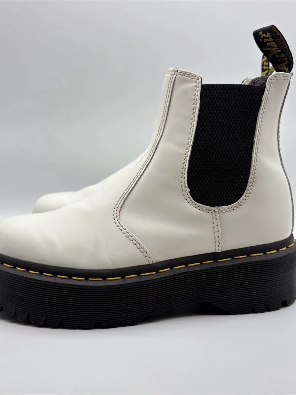 Dr. Martens bold white